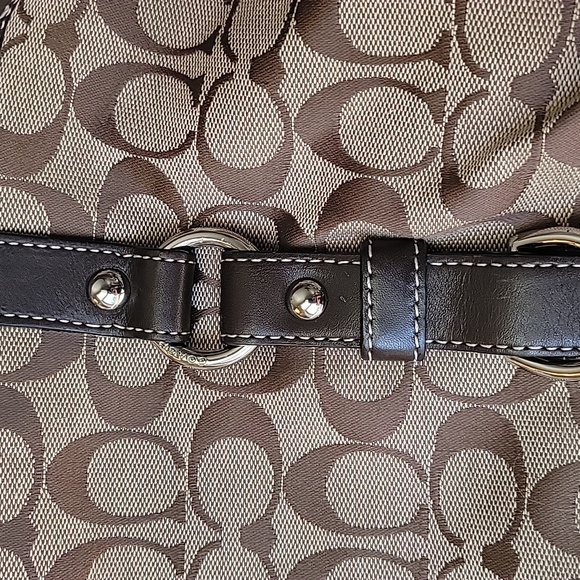 Coach Handbag Satchel Beautiful & Clean - Picture 4 of 15